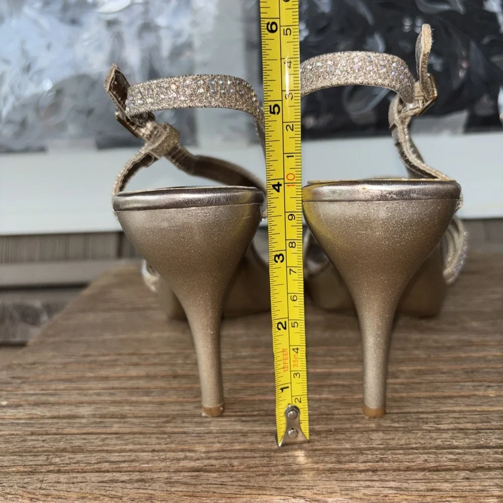 SILVER SLIPPER GOLD/BRONZE 4 IN. HEEL ANTI- SLIP GRIPPING WOMENS  8.5 W